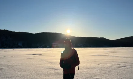 Profitez de la neige à Chelsea : la location de ski de fond classique
