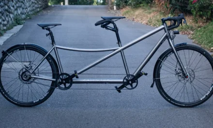 Pédalez à deux : découvrez Gatineau avec la location de vélo tandem