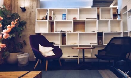 L’Art de la Fabrication de Meubles en Bois à Gatineau : Qualité et Élégance