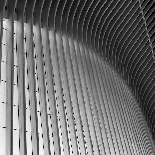 Aluminum Columns in Ottawa: Combining Elegance and Durability in Construction