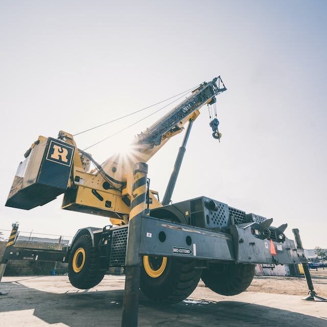 Crane Rental Ottawa: Your Solution for Efficient Lifting