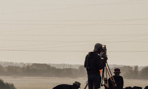 Le Service de Piquetage par un Arpenteur-Géomètre à Gatineau : Précision et Sécurité dans Vos Projets Fonciers