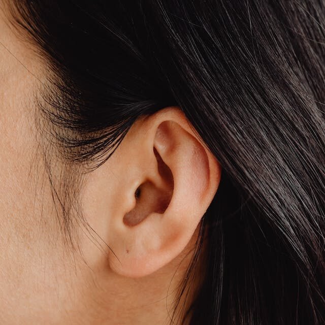 The ultimate guide to hearing aids in Ottawa: Everything you need to know