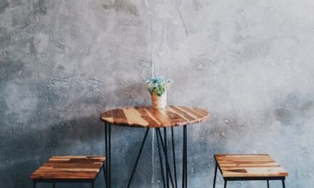 Découvrez l’art de la fabrication de tables en bois à Gatineau