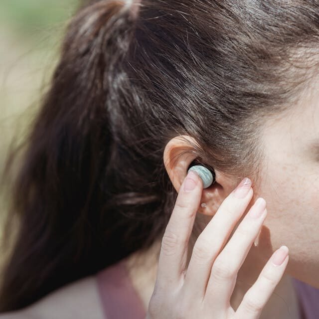 Why You Should Trust Professionals for Hearing Aid Repairs in Ottawa
