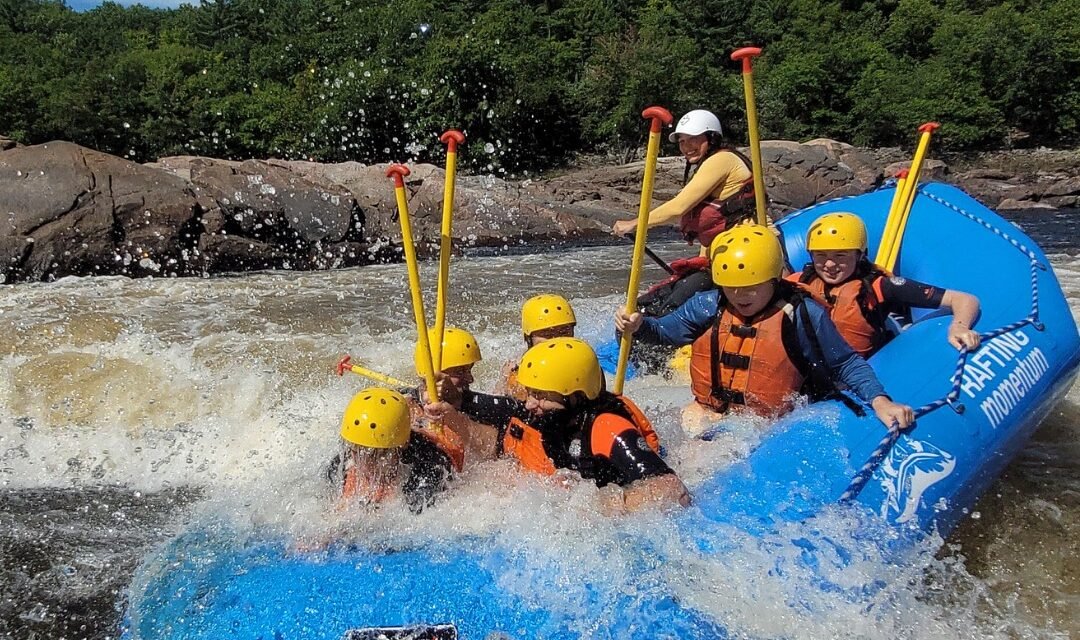 Experience the thrill of river rafting in Quebec this summer