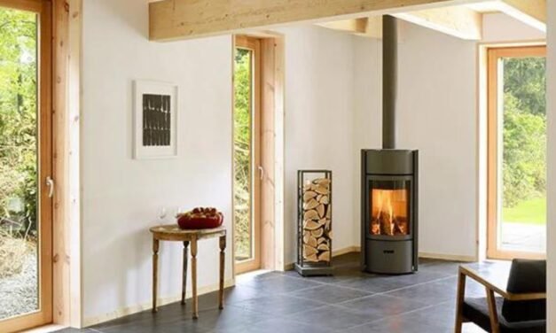 Montréal : Foyer au bois Montréal : Un charme intemporel